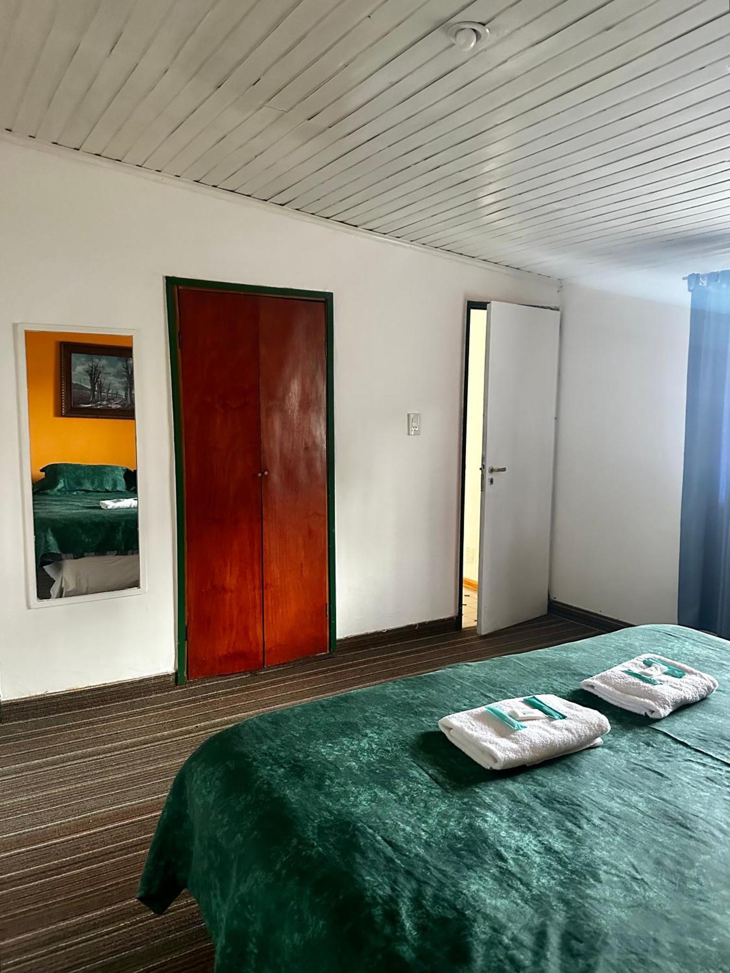 Amancay, Hostal Patagonico Hotel El Calafate Exterior foto